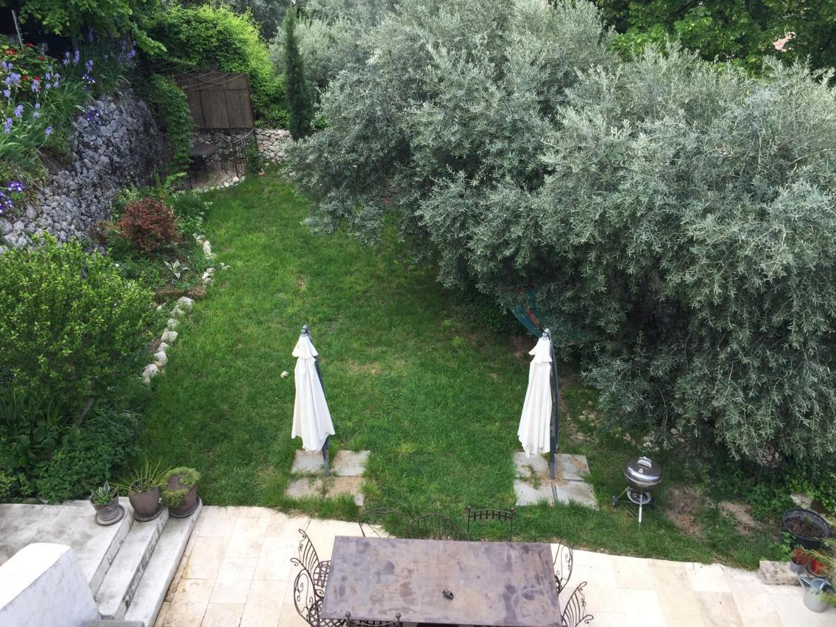 Bed and Breakfast Babayaga Moustiers-Sainte-Marie Esterno foto